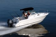 New 2011 Robalo R225 WA