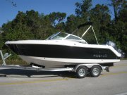 New 2013 Robalo Power Boat for sale